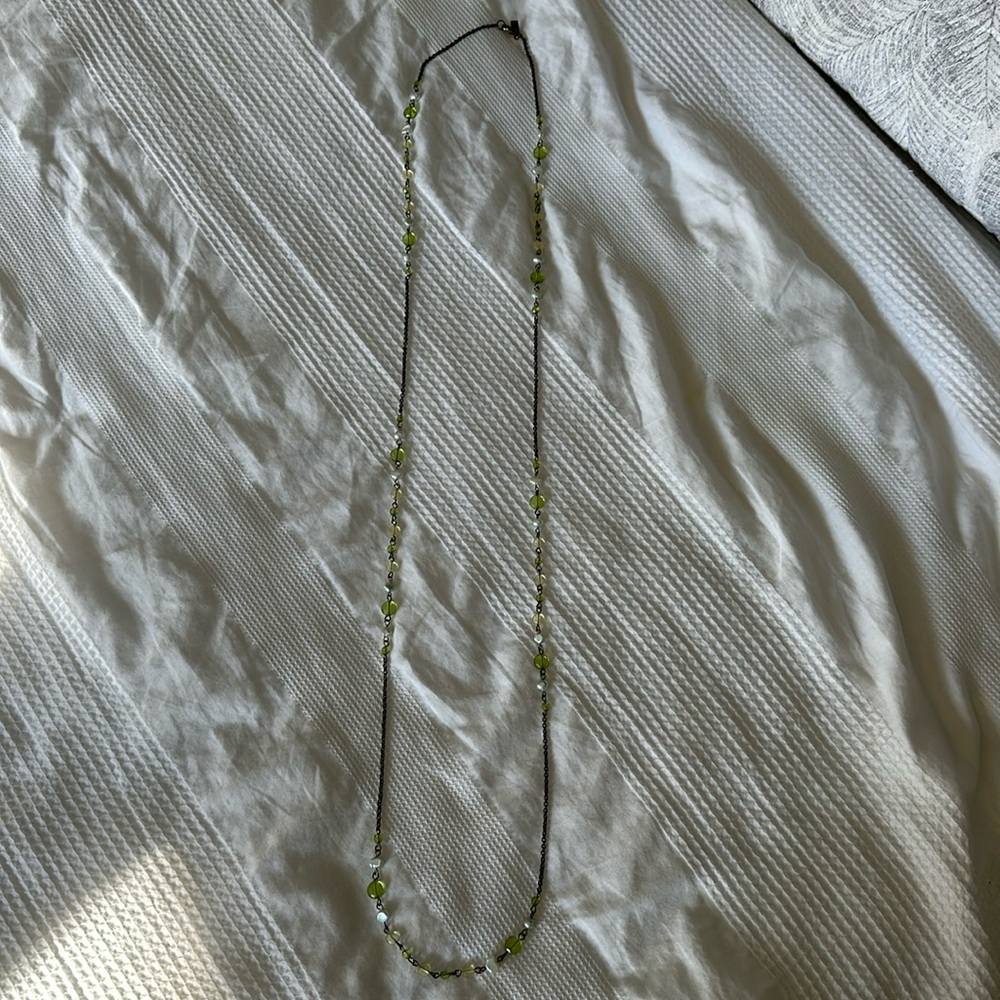 1928 long green necklace